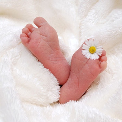 naissance-pieds-450x450 naissance-pieds-450x450